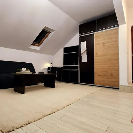 Apartment Iza Bella *